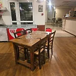 Restaurant La מלון 2*