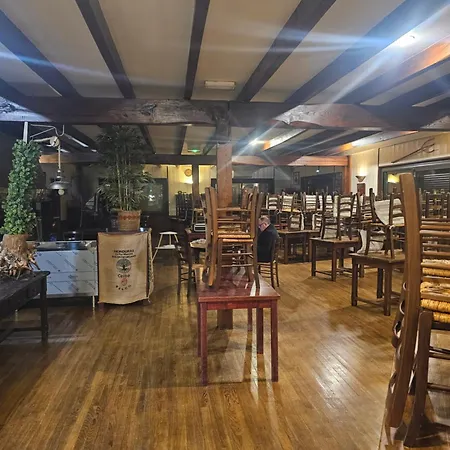 Restaurant La Hotel 2*